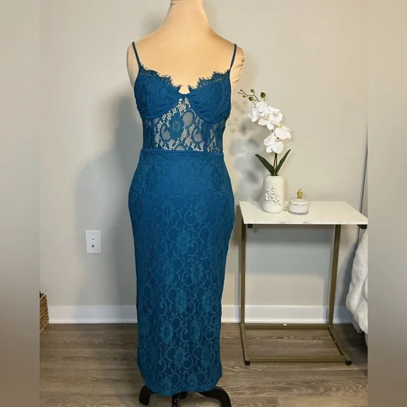 Boohoo Elegant Teal Lace Dress - Picture 1 of 6